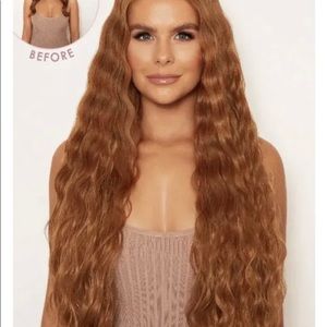 LullaBellz 5 piece 26” wavy copper red clip on hair extensions. Brand new!